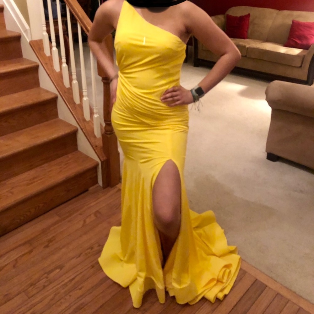 NEW!! Never worn Prom/Formal Dress